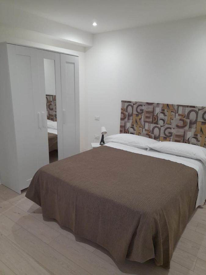 סירקוזה Medusa Rooms & Spa מראה חיצוני תמונה